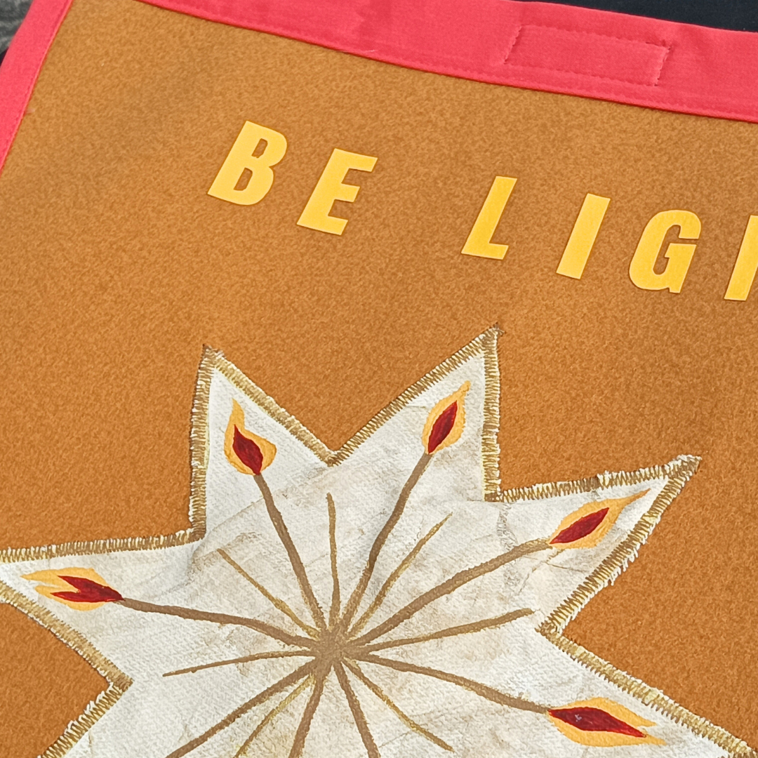 BE LIGHT House Flag