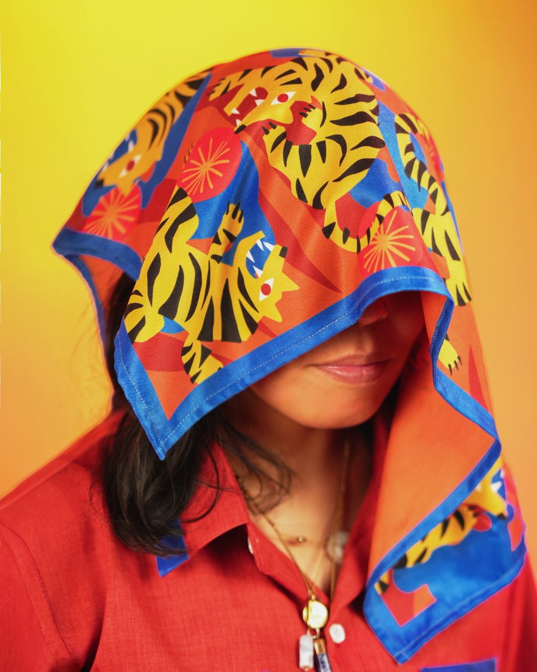 Print Mix Scarf - TOUSLING TIGERS🐅