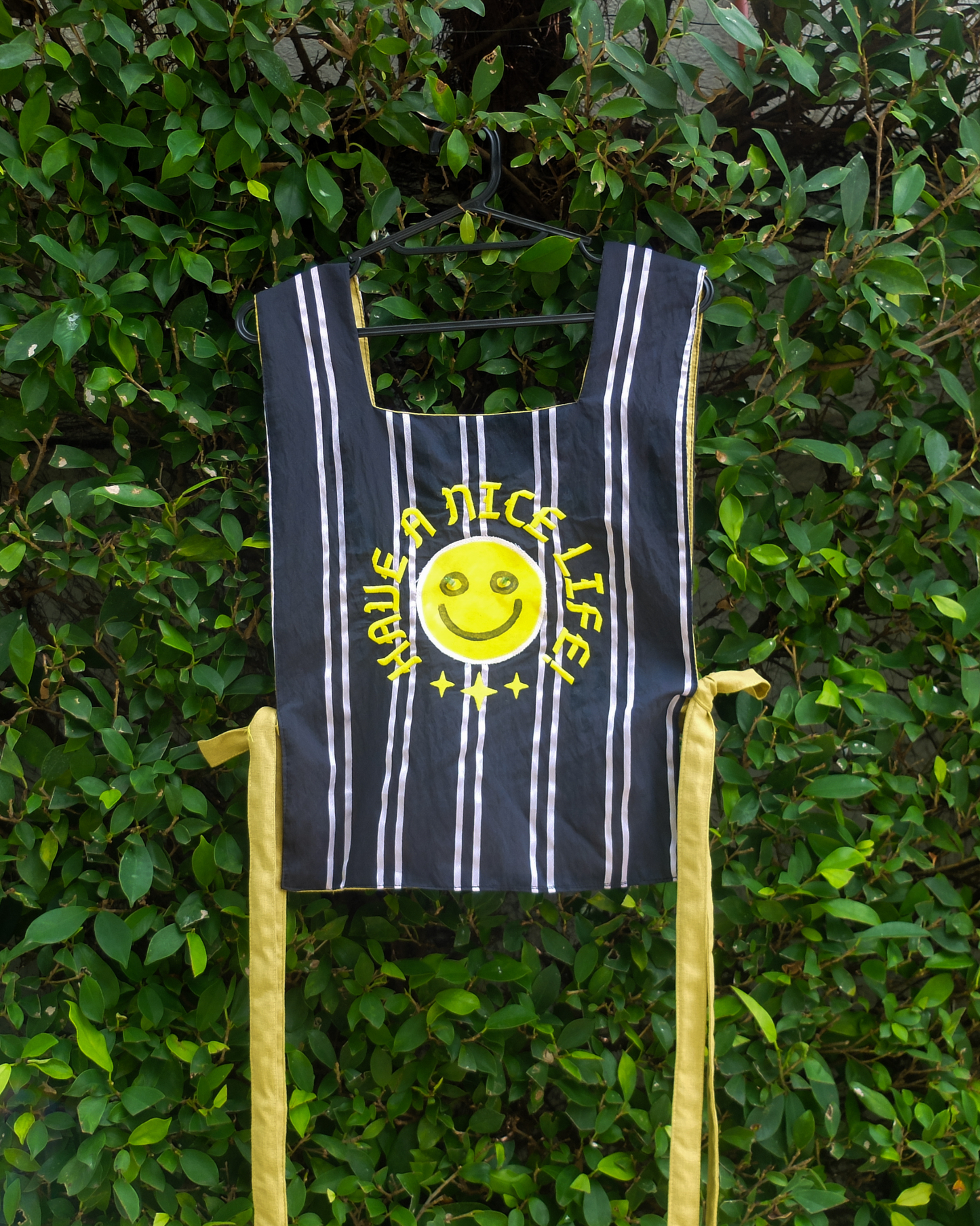 HAVE A NICE LIFE! Smiley Bag Sando 🙂 Black