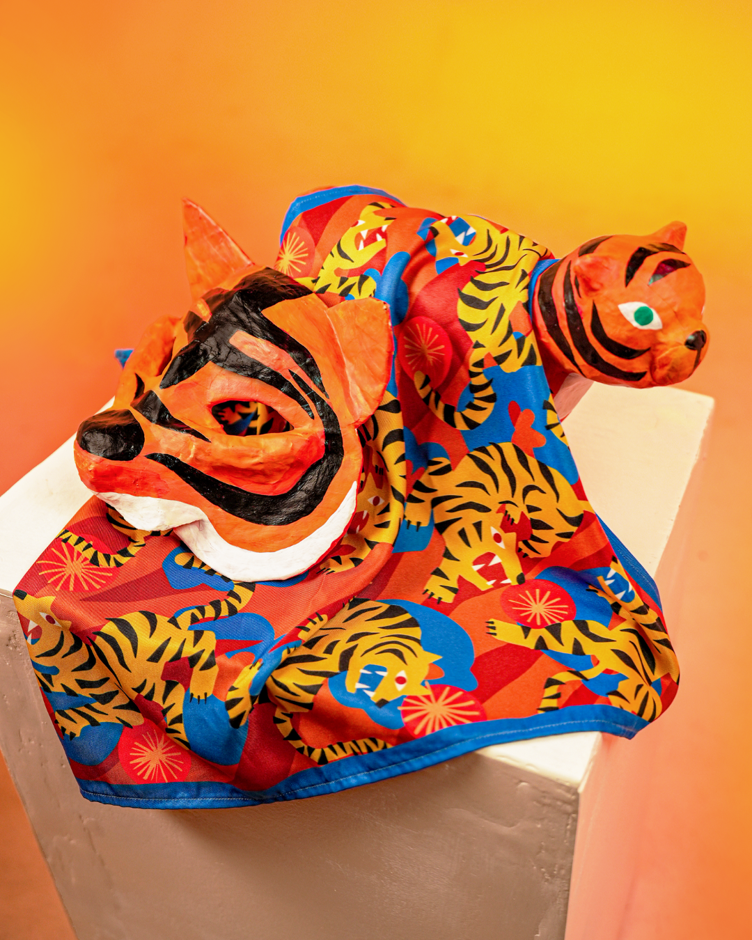 Print Mix Scarf - TOUSLING TIGERS🐅