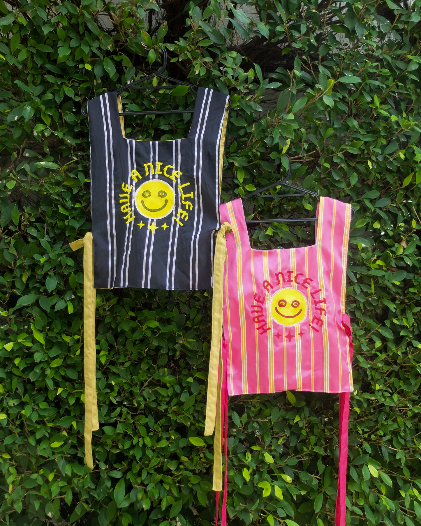 HAVE A NICE LIFE! Smiley Bag Sando 🙂 Pink